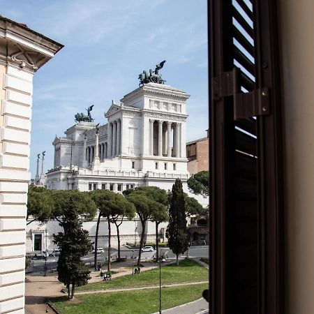 The Best Rent - Apartment With A View On Altare Della Patria Rom Exterior foto